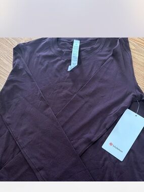 lululemon athletica Crew Neck Top - Deep Plum